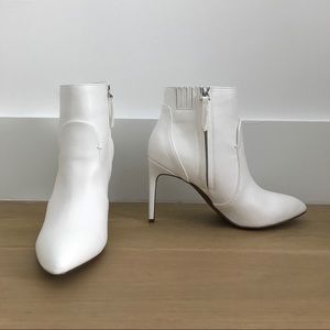 Who What Wear White Booties - Size 7